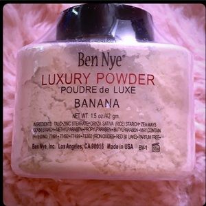 Ben Nye-Banana Powder